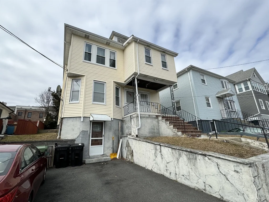 2 bed, 1 bath apartment for rent at 24 Olcott St Unit 1, Watertown — photo 2 of 19