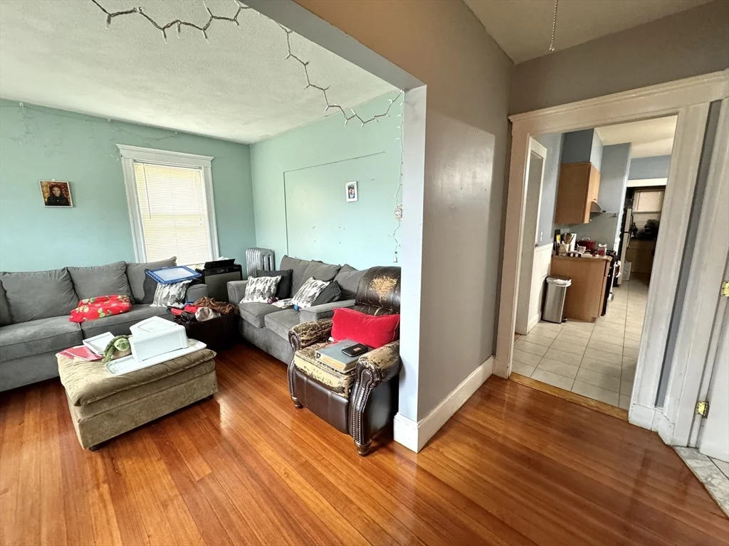 2 bed, 1 bath apartment for rent at 24 Olcott St Unit 1, Watertown — photo 5 of 19
