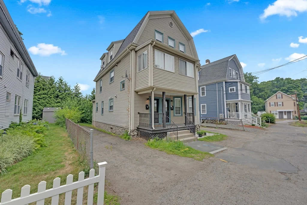 3 bed, 1 bath apartment for rent at 24 Orchard Ave Unit 1, Waltham — photo 18 of 20