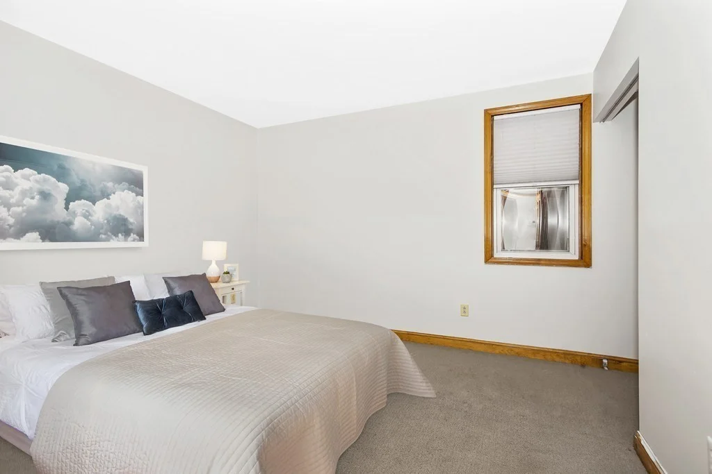 3 bed, 1 bath apartment for rent at 24 P St Unit 1, South Boston — photo 3 of 5
