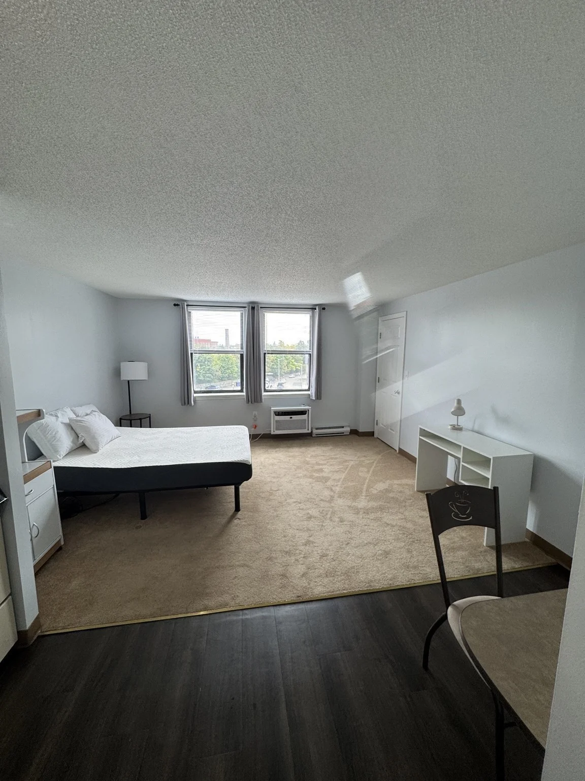 Studio bed, 1 bath apartment for rent at 24 Park St Unit 4C, Attleboro — photo 4 of 7