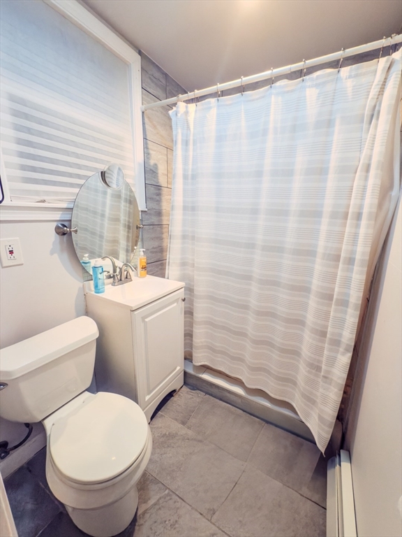 2 bed, 1 bath apartment for rent at 24 Parlin St Unit 1, Everett — photo 2 of 7