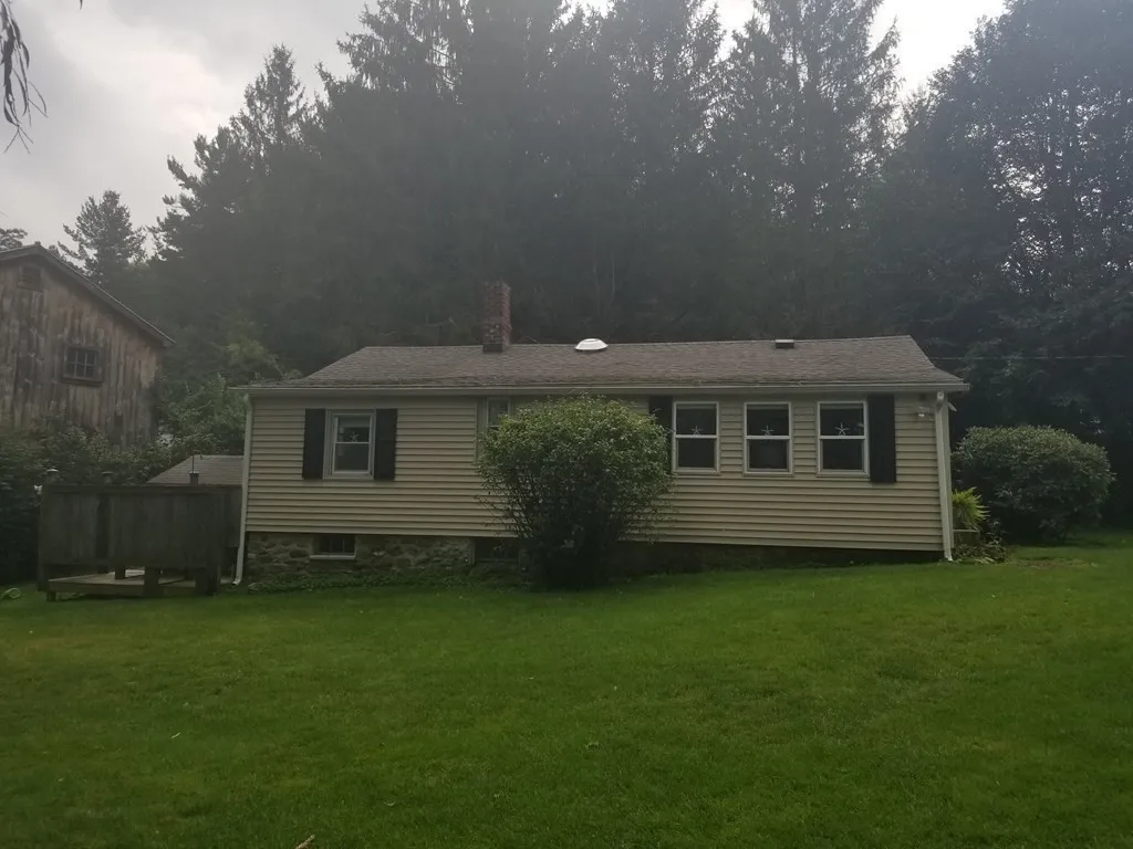 2 bed, 1 bath apartment for rent at 24 Pattison Ave, Dudley — photo 8 of 9