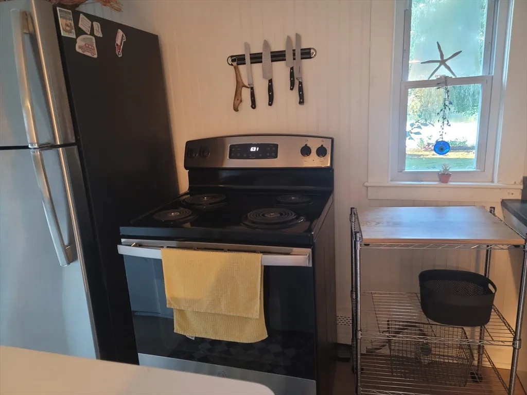 2 bed, 1 bath apartment for rent at 24 Pattison Ave, Dudley — photo 7 of 9