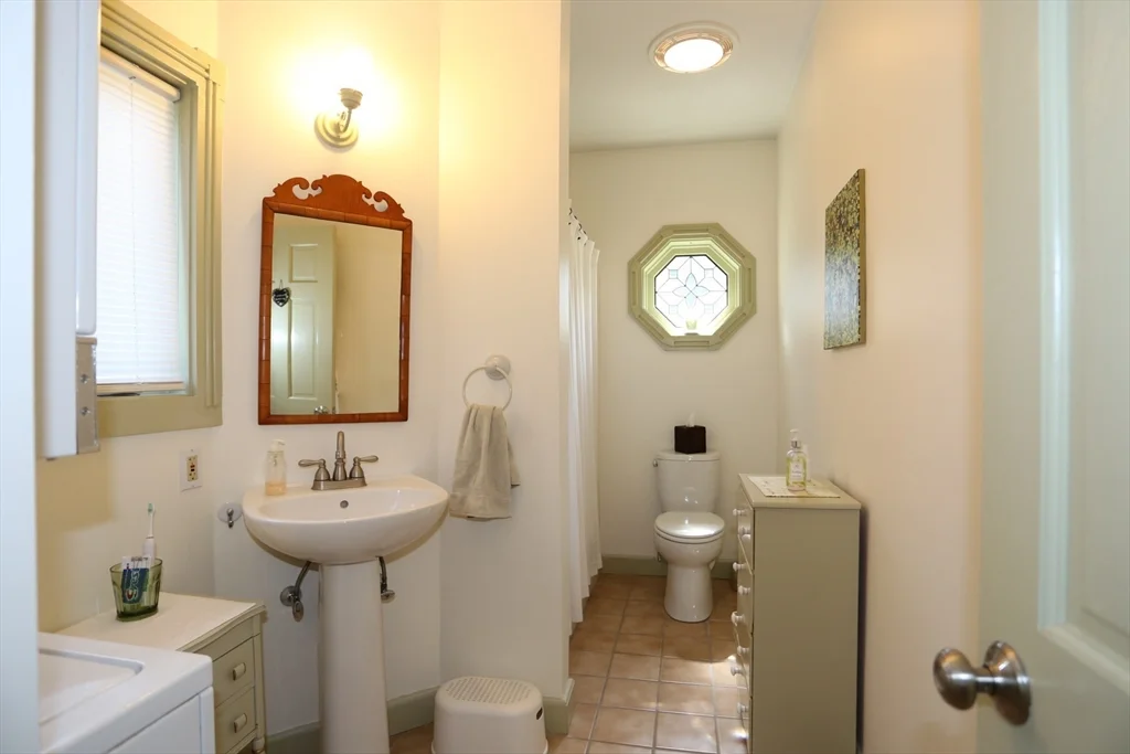 2 bed, 2 bath apartment for rent at 24 Pershing St Unit 24, Needham — photo 10 of 23