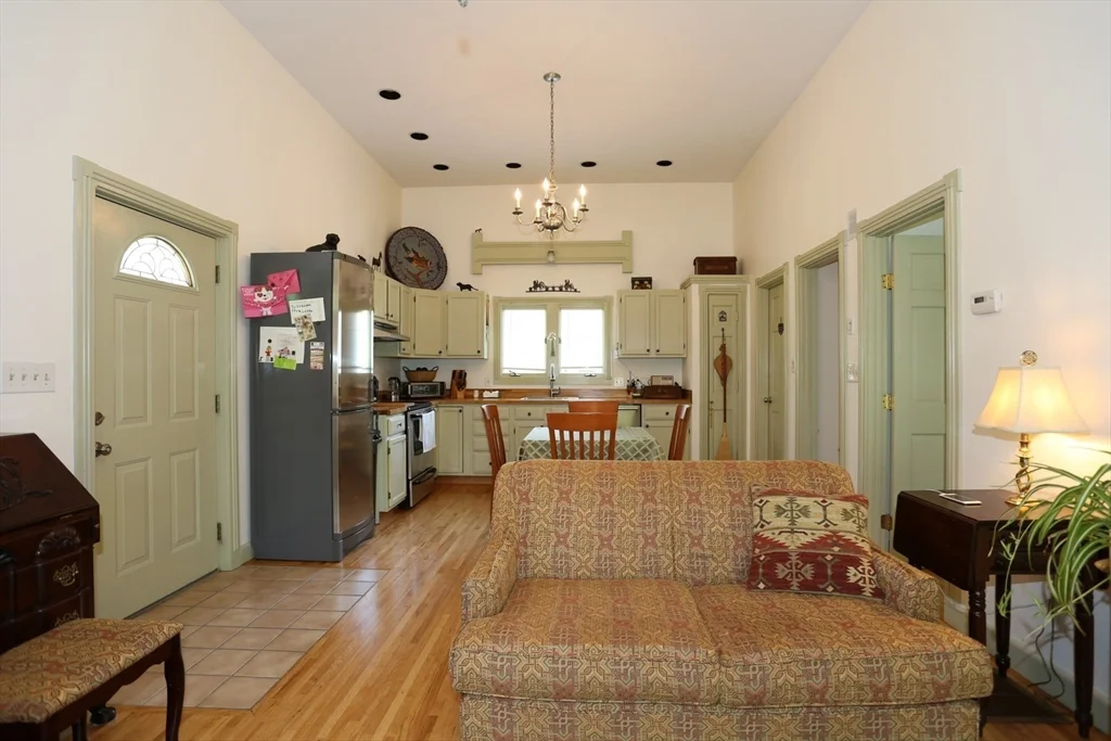2 bed, 2 bath apartment for rent at 24 Pershing St Unit 24, Needham — photo 7 of 23