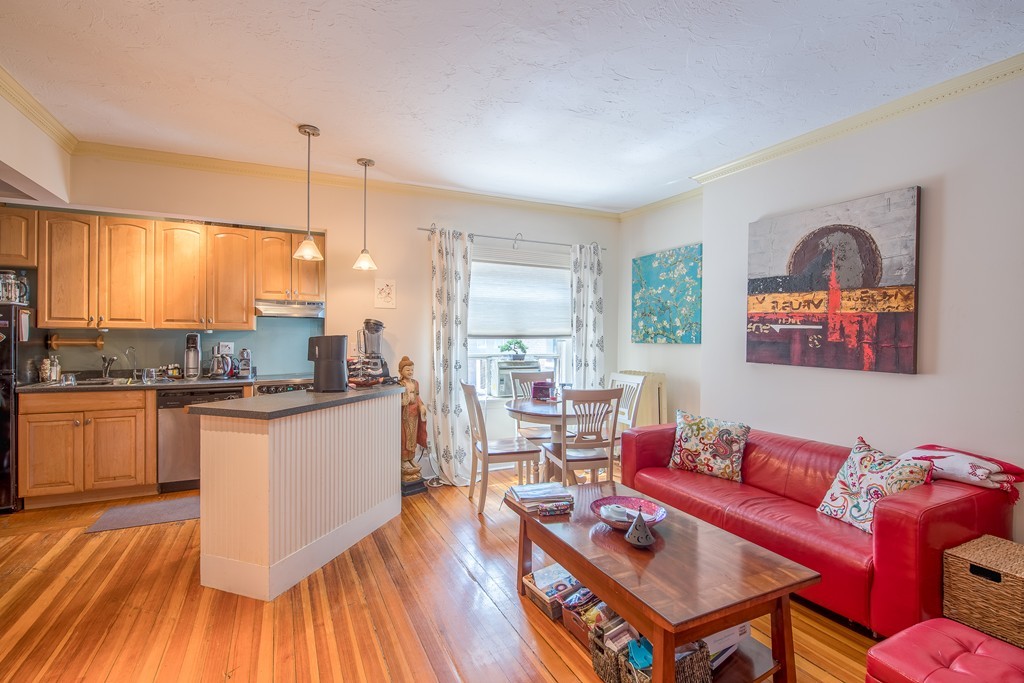 1 bed, 1 bath apartment for rent at 24 Peterborough St Unit 16, Fenway