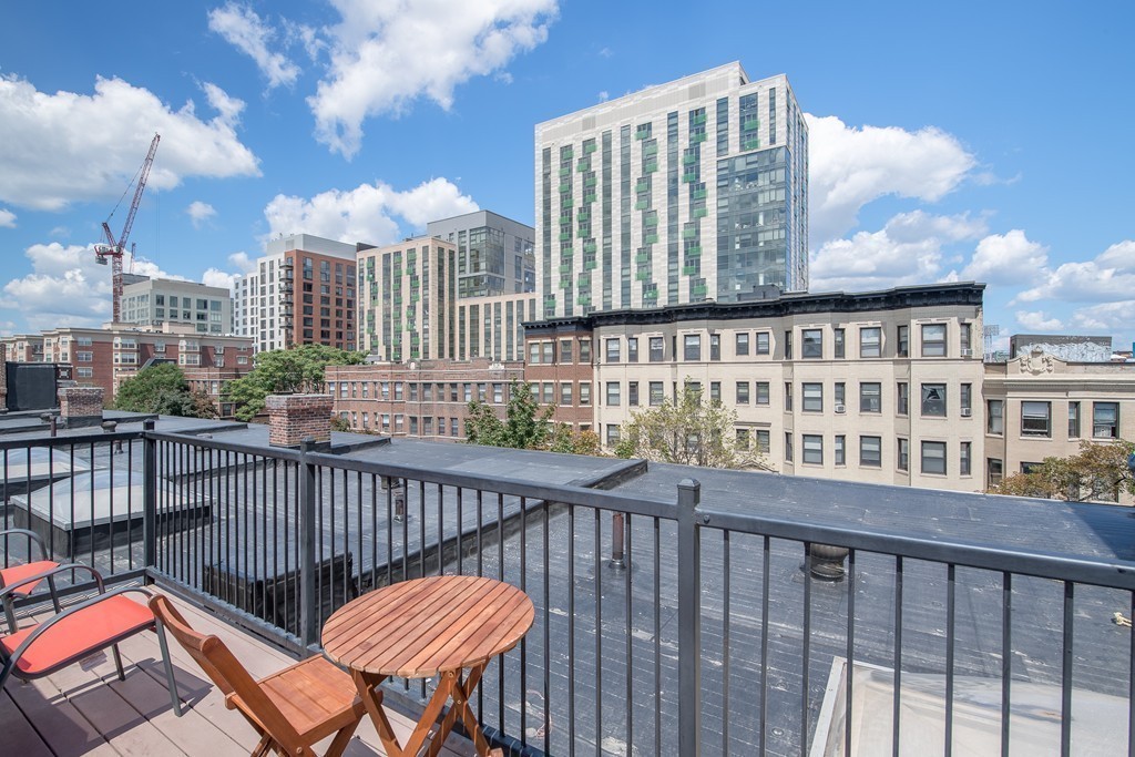 1 bed, 1 bath apartment for rent at 24 Peterborough St Unit 16, Fenway — photo 6 of 6