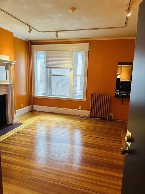 1 bed, 1 bath apartment for rent at 24 Peterborough St Unit 2, Fenway — photo 7 of 27