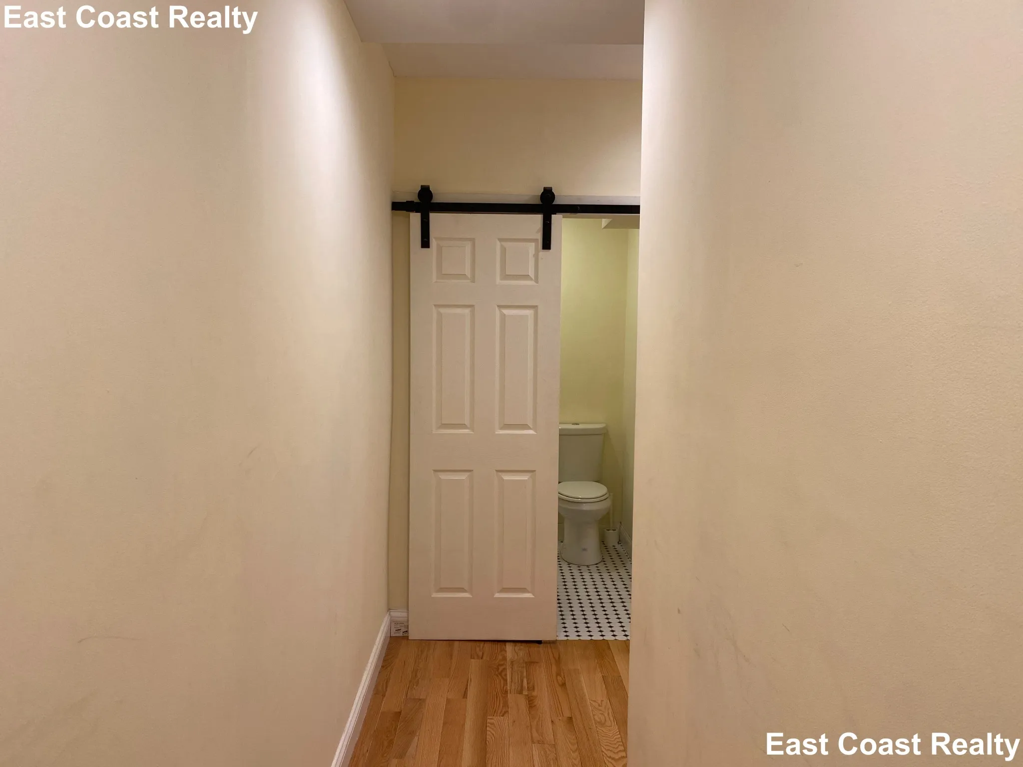 1 bed, 1 bath apartment for rent at 24 Phillips St Unit 12, Beacon Hill — photo 5 of 10