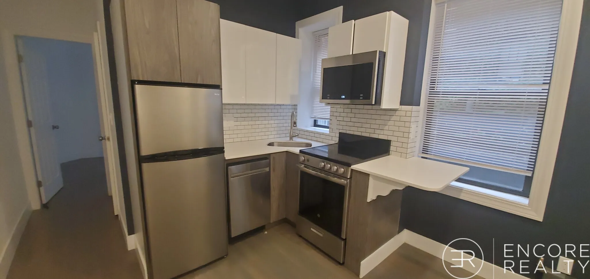1 bed, 1 bath apartment for rent at 24 Phillips St Unit 2, Beacon Hill — photo 2 of 16