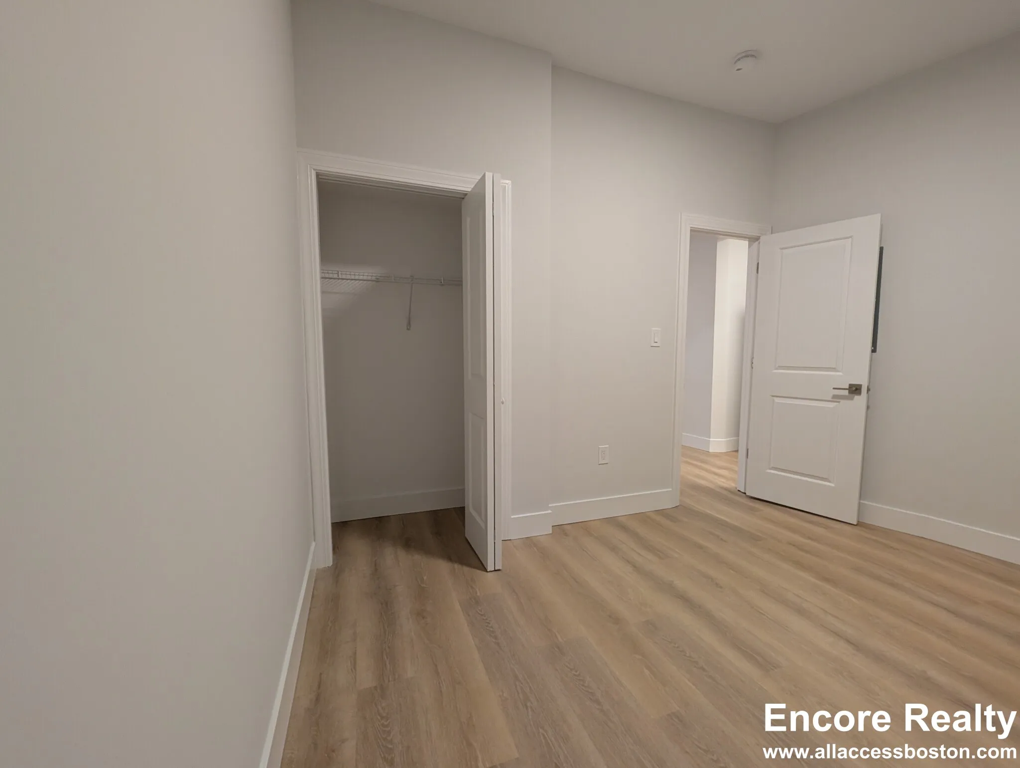 1 bed, 1 bath apartment for rent at 24 Phillips St Unit 3, Beacon Hill — photo 4 of 13