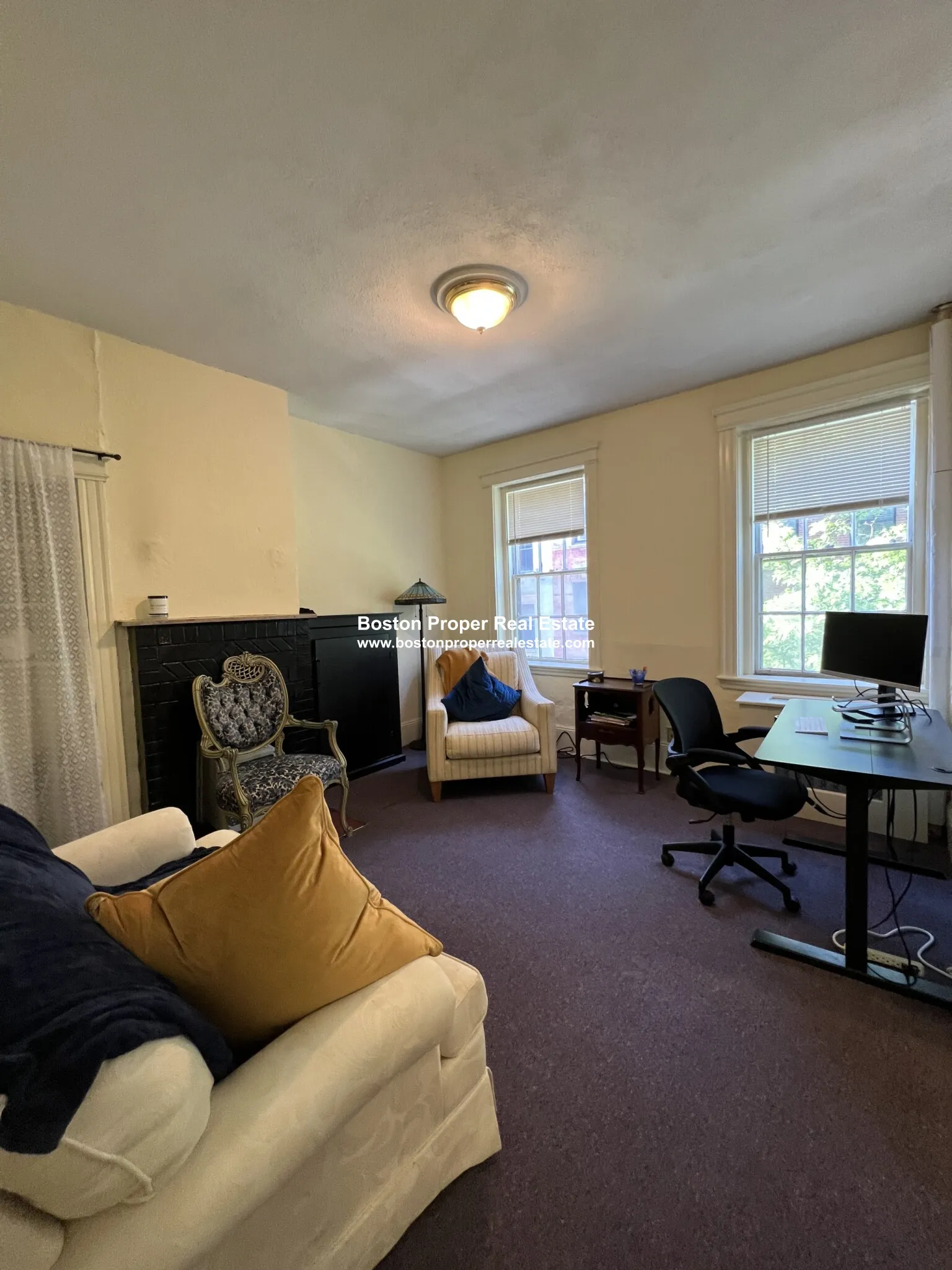 1 bed, 1 bath apartment for rent at 24 Phillips St Unit 4, Beacon Hill