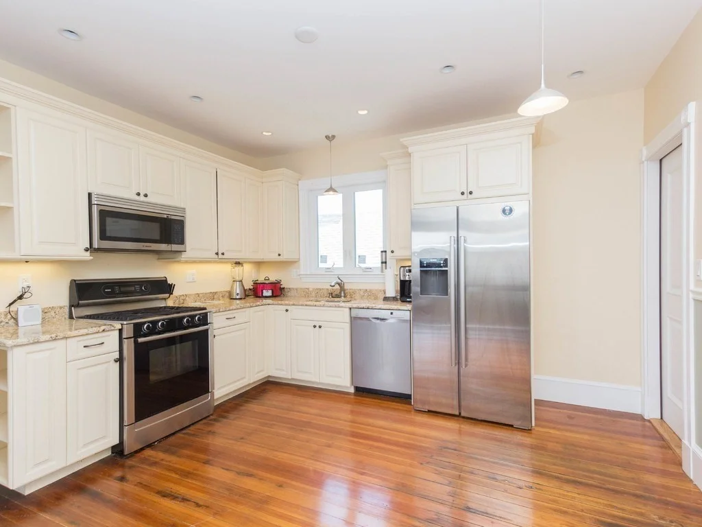 3 bed, 1 bath apartment for rent at 24 Pierce Ave Unit 3br,2br+Stu, Dorchester — photo 8 of 17