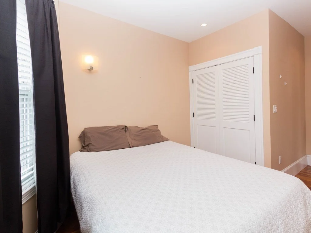3 bed, 1 bath apartment for rent at 24 Pierce Ave Unit 3br,2br+Stu, Dorchester — photo 10 of 17