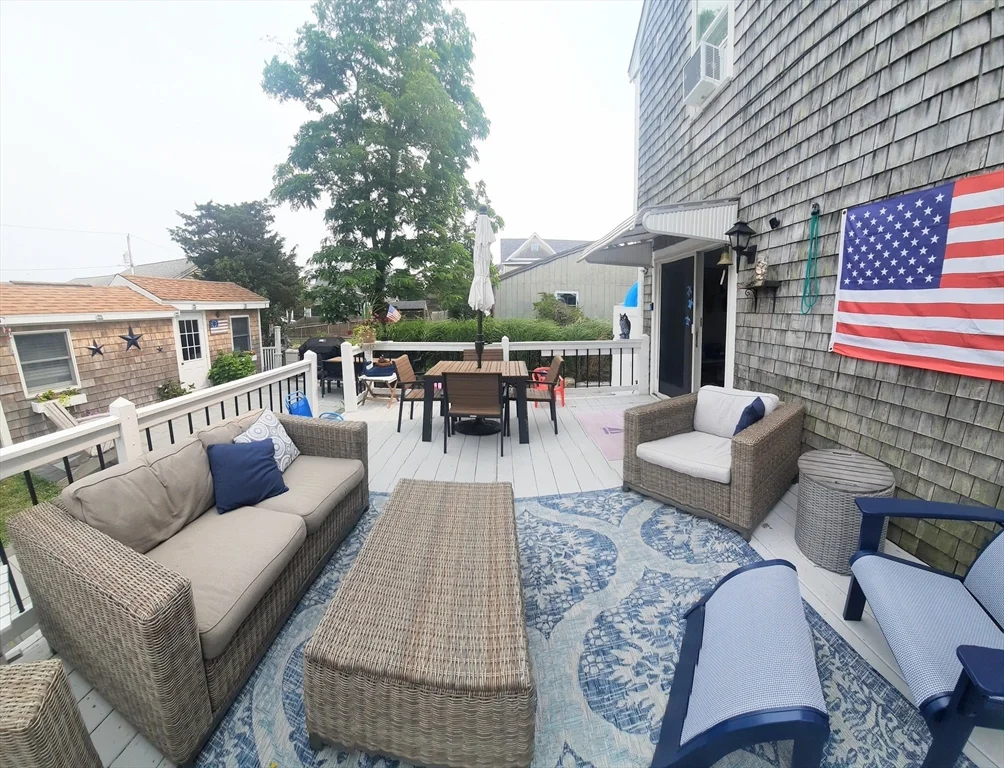 3 bed, 2 bath apartment for rent at 24 Pine Point Rd, Duxbury — photo 7 of 11