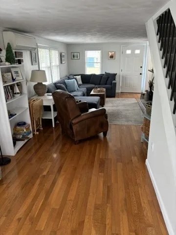 3 bed, 2 bath apartment for rent at 24 Pine Point Rd Unit 24, Duxbury — photo 4 of 9