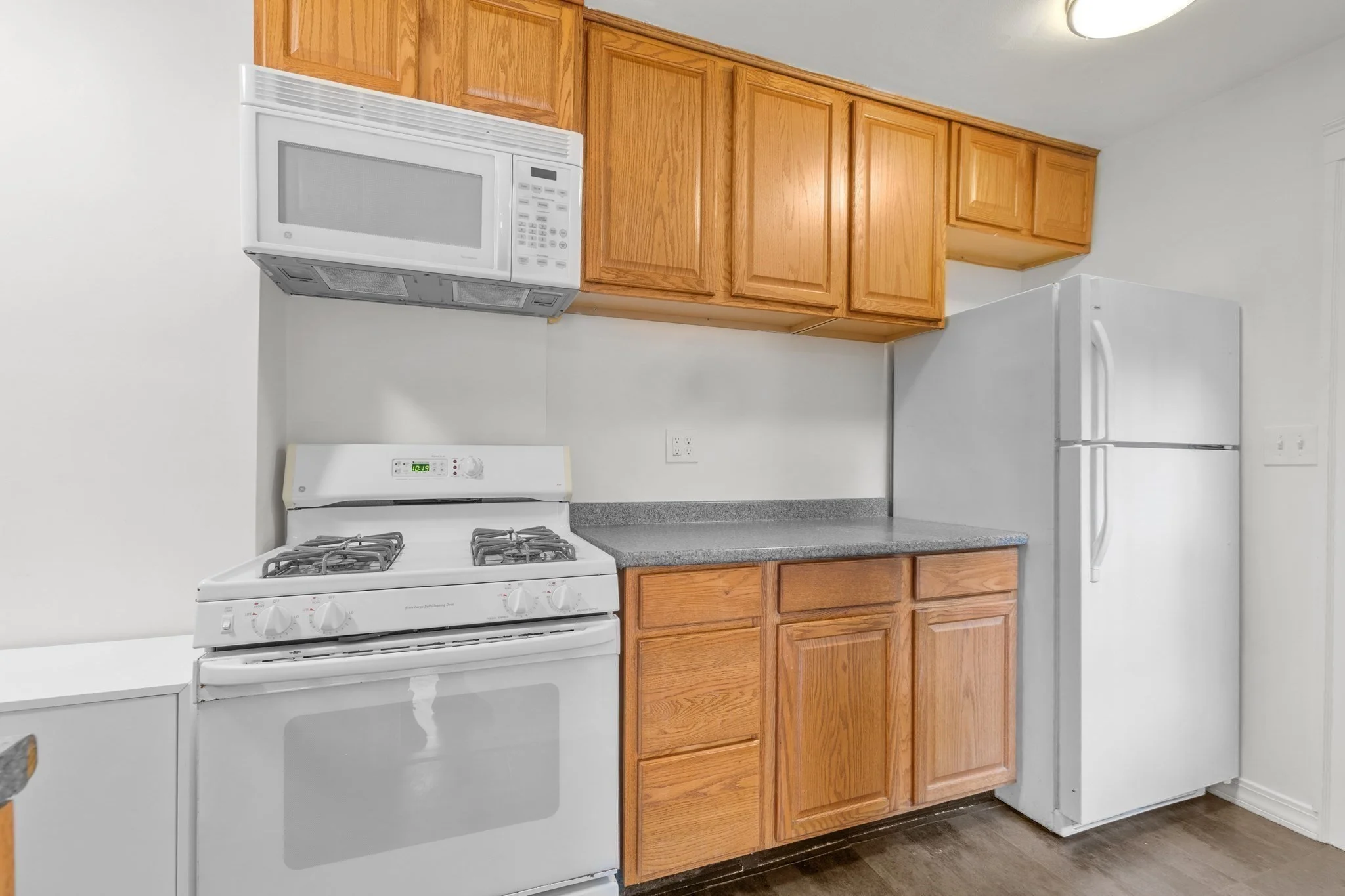 2 bed, 1 bath apartment for rent at 24 Potomac Unit 1, West Roxbury — photo 11 of 23