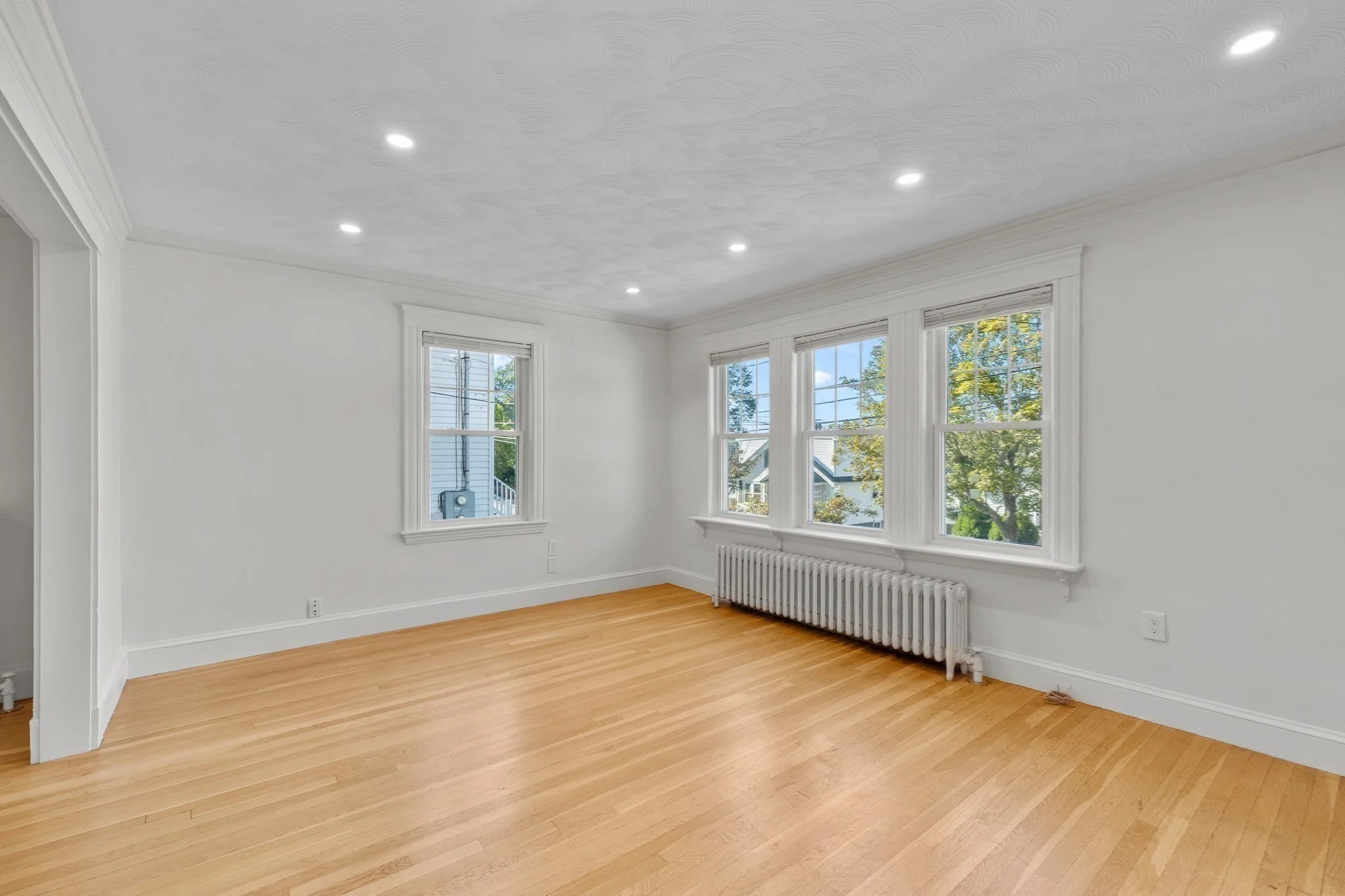 2 bed, 1 bath apartment for rent at 24 Potomac Unit 1, West Roxbury — photo 5 of 23