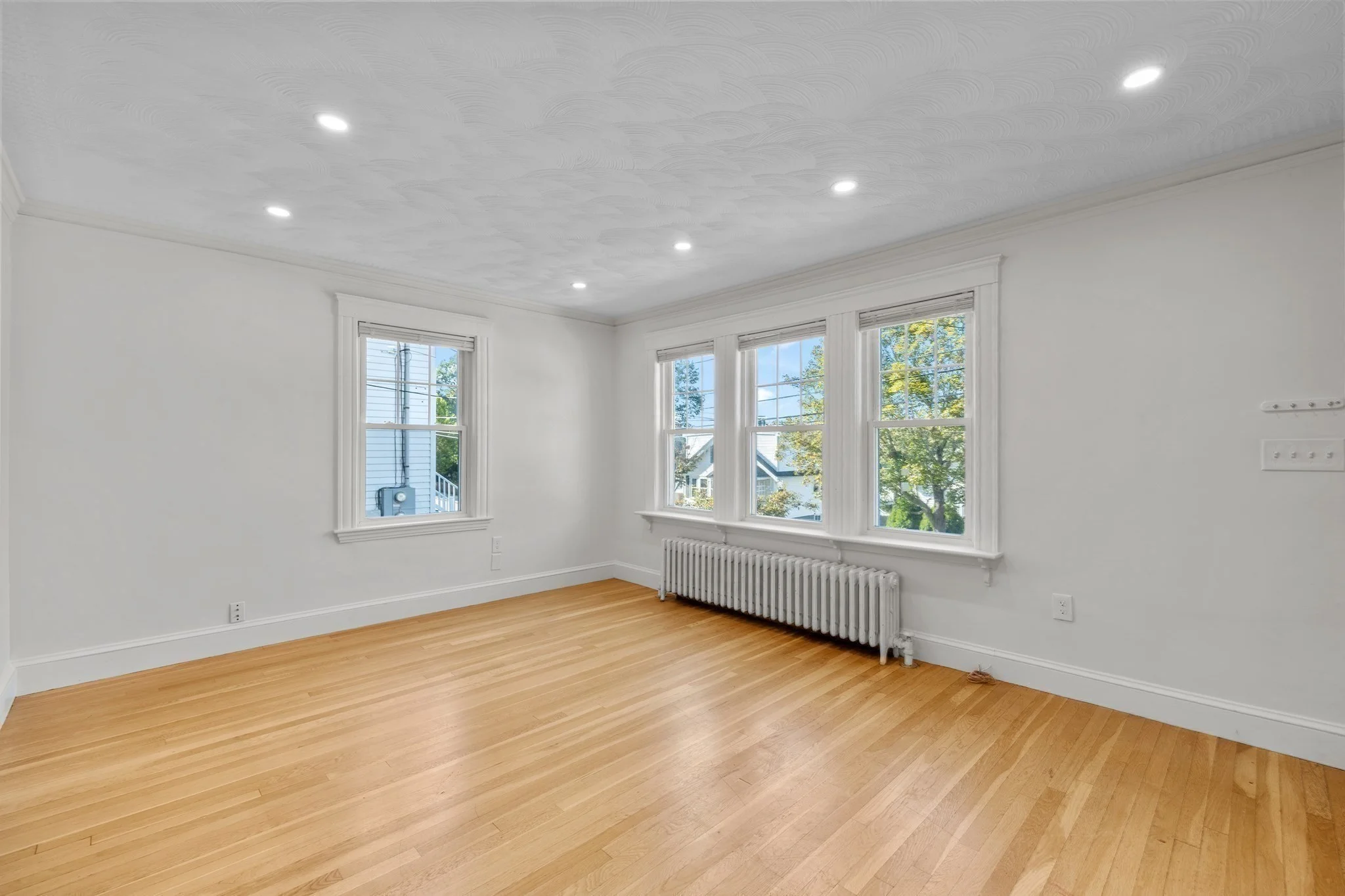 2 bed, 1 bath apartment for rent at 24 Potomac Unit 1, West Roxbury — photo 4 of 23