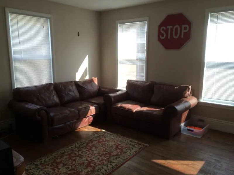 4 bed, 2 bath apartment for rent at 24 Pratt St Unit 2, Allston — photo 3 of 10