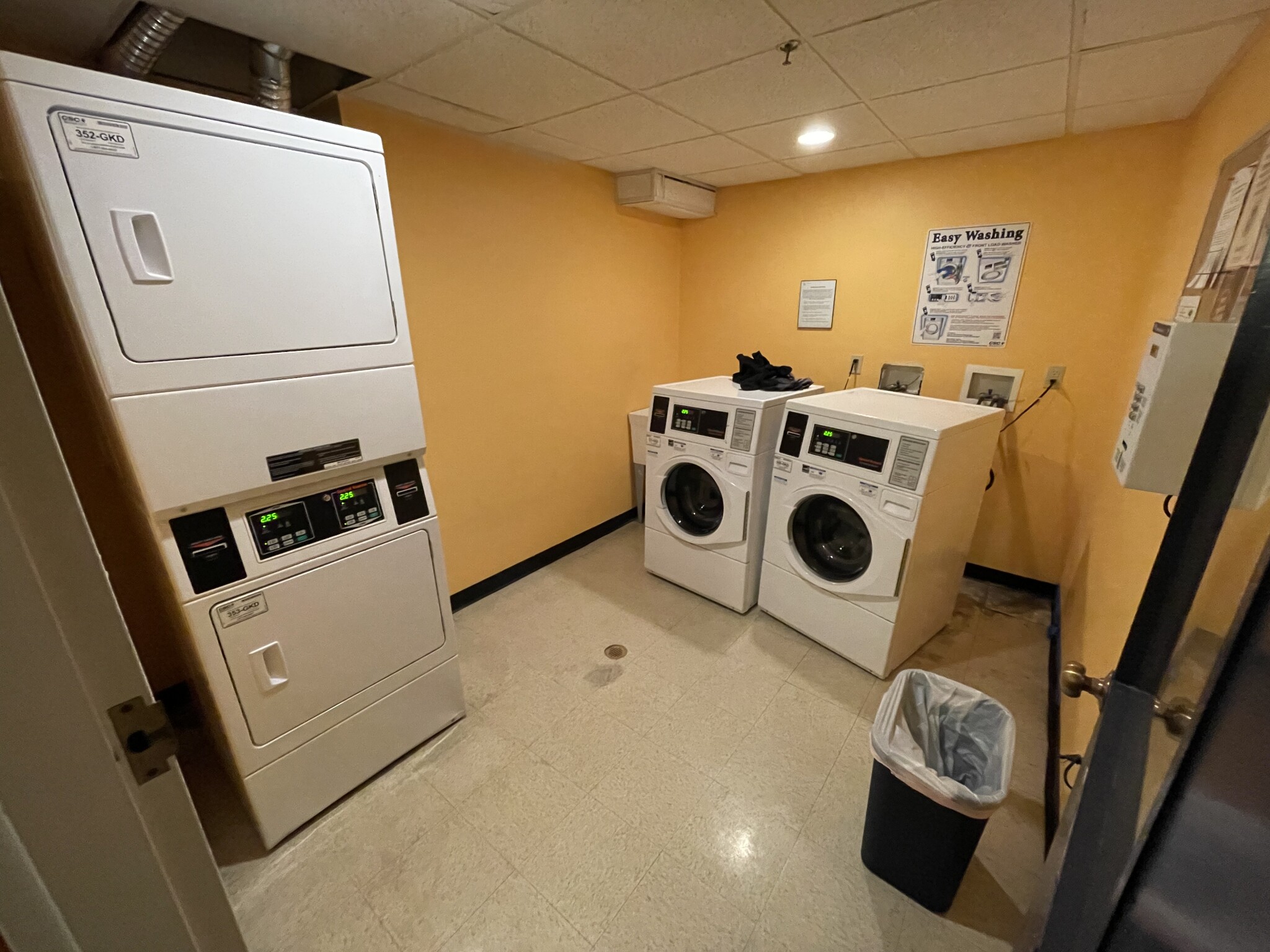 1 bed, 1 bath apartment for rent at 24 Queensberry St Unit 4, Fenway