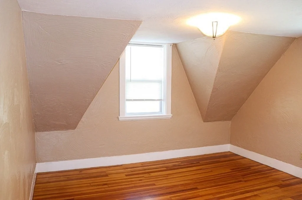 2 bed, 1 bath apartment for rent at 24 Quincy St Unit 2, Quincy — photo 3 of 14