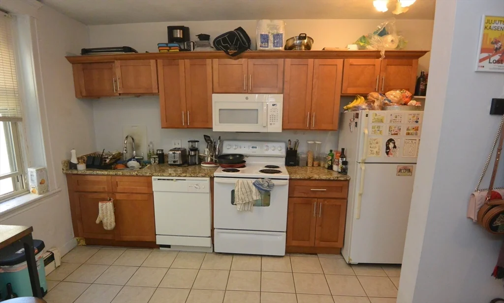 2 bed, 1 bath apartment for rent at 24 Ransom Rd Unit 6, Brighton — photo 2 of 7