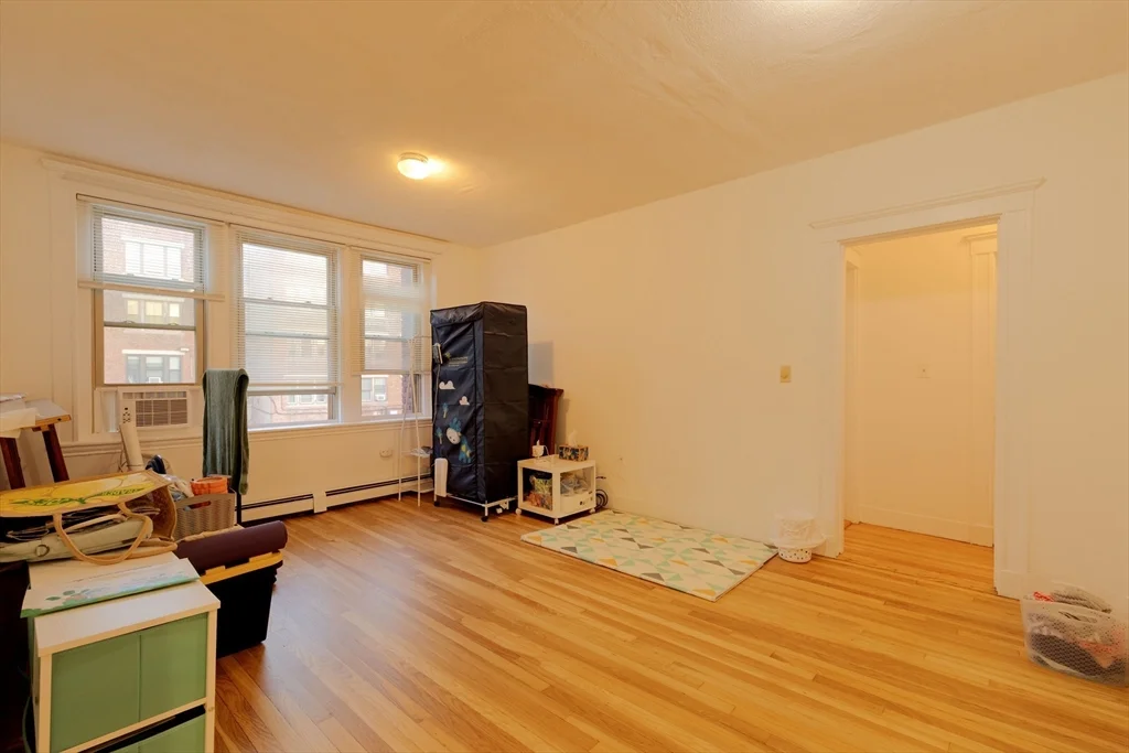 2 bed, 1 bath apartment for rent at 24 Ransom Rd Unit 7, Brighton — photo 10 of 22
