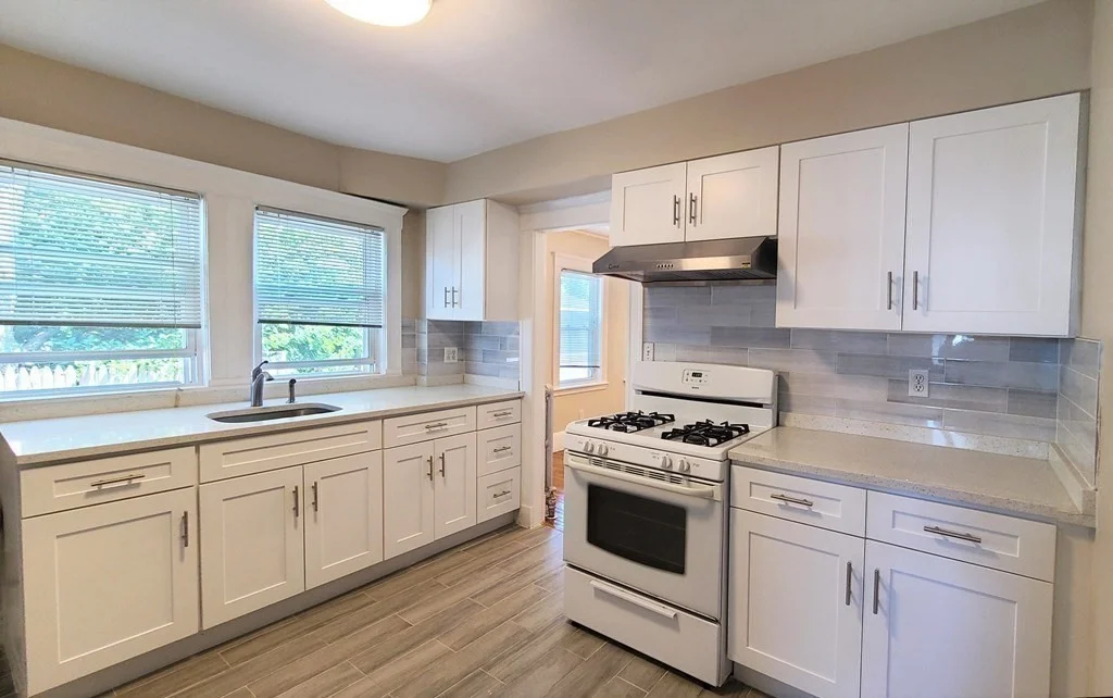 2 bed, 1 bath apartment for rent at 24 Ring Ave Unit 1, Quincy — photo 3 of 11