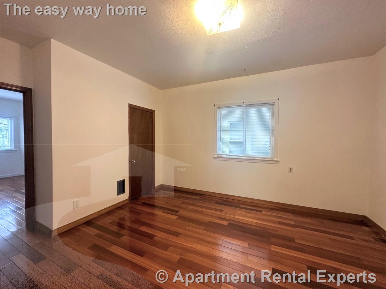 2 bed, 1 bath apartment for rent at 24 Rossmore St Unit 2, Union Square — photo 9 of 18
