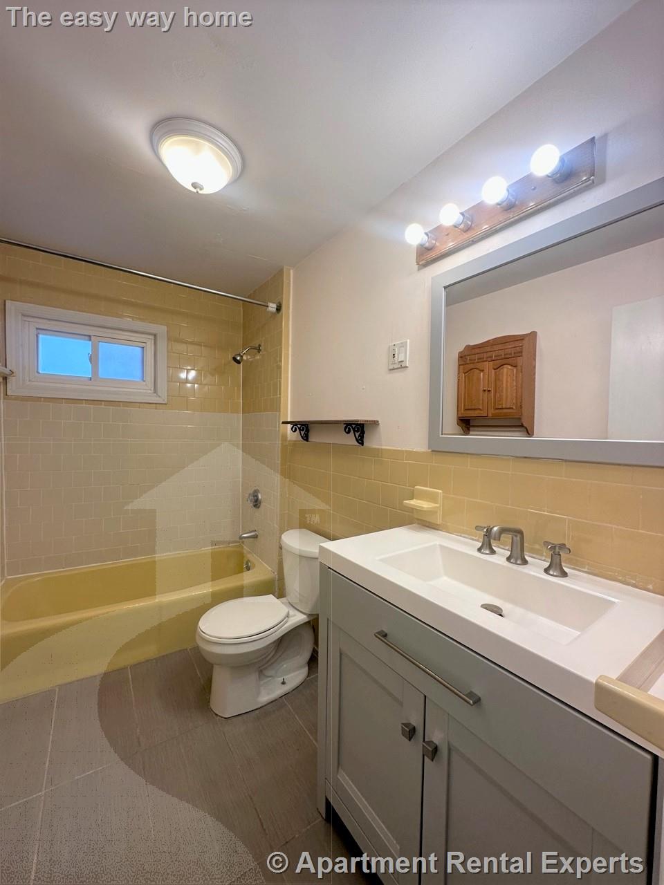 2 bed, 1 bath apartment for rent at 24 Rossmore St Unit 2, Union Square — photo 13 of 18