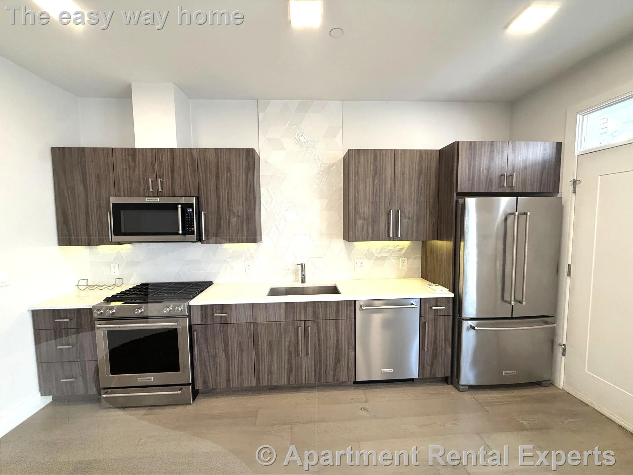 1 bed, 1 bath apartment for rent at 24 Rush St Unit E, East Somerville — photo 3 of 14