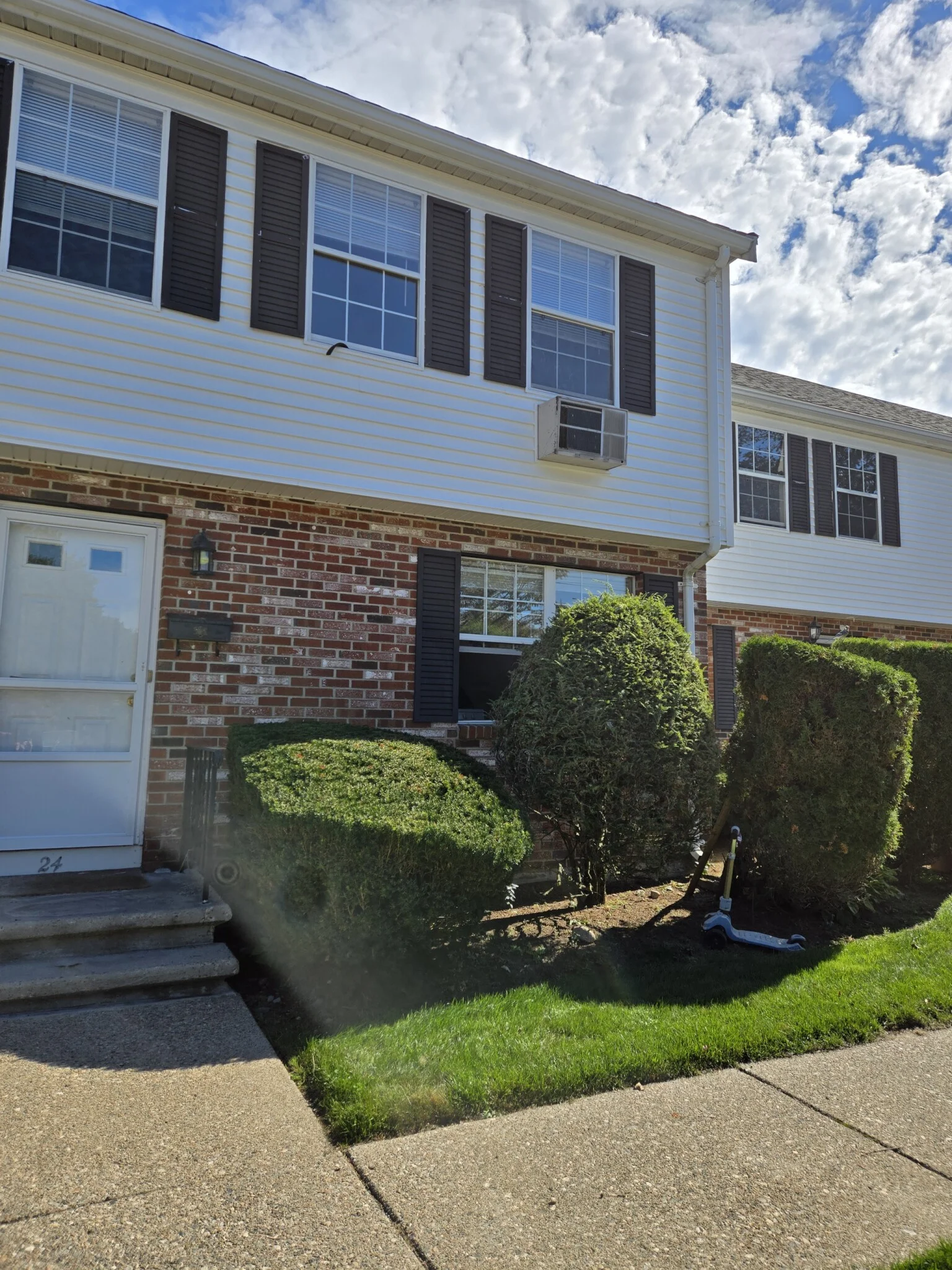 2 bed, 2.5 bath apartment for rent at 24 Rustic St, Newton Corner — photo 15 of 34