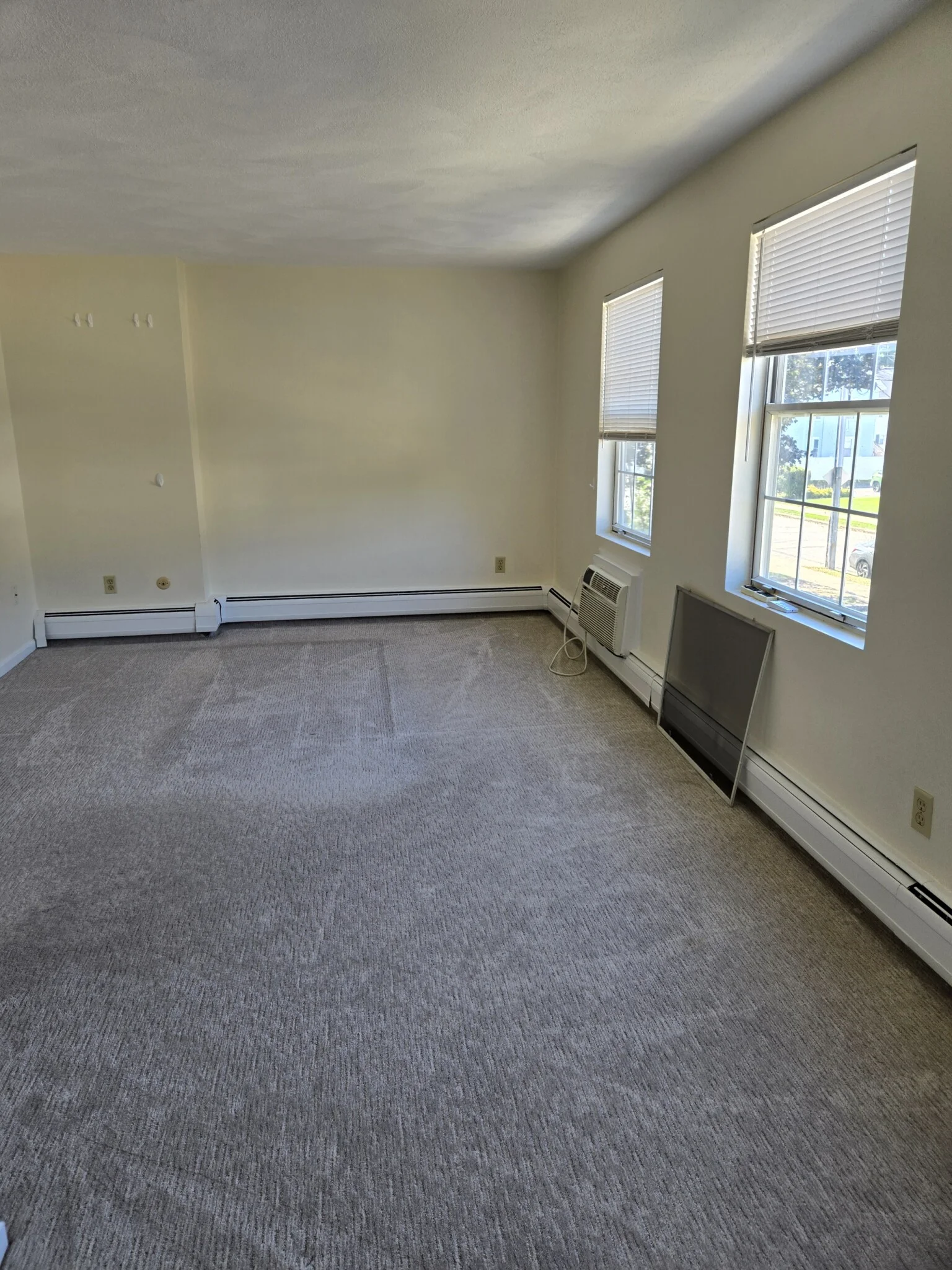 2 bed, 2.5 bath apartment for rent at 24 Rustic St, Newton Corner — photo 6 of 34