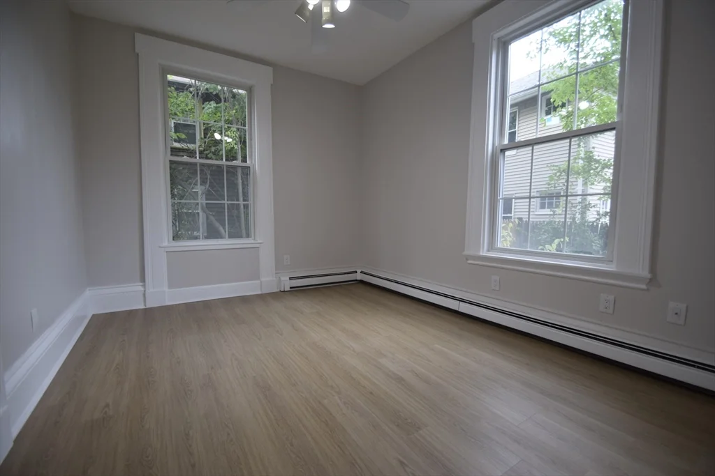 3 bed, 1 bath apartment for rent at 24 Saint James St Unit 24, Newton — photo 17 of 20