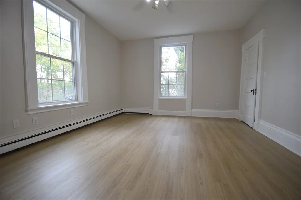 3 bed, 1 bath apartment for rent at 24 Saint James St Unit 24, Newton — photo 12 of 20