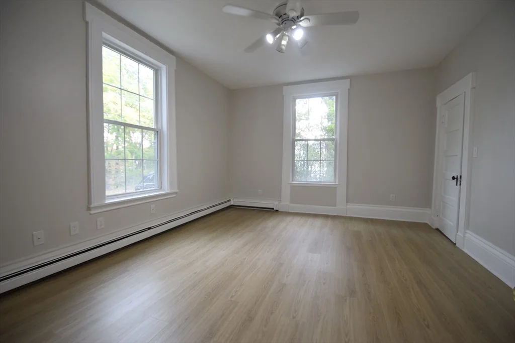3 bed, 1 bath apartment for rent at 24 Saint James St Unit 24, Newton — photo 15 of 20