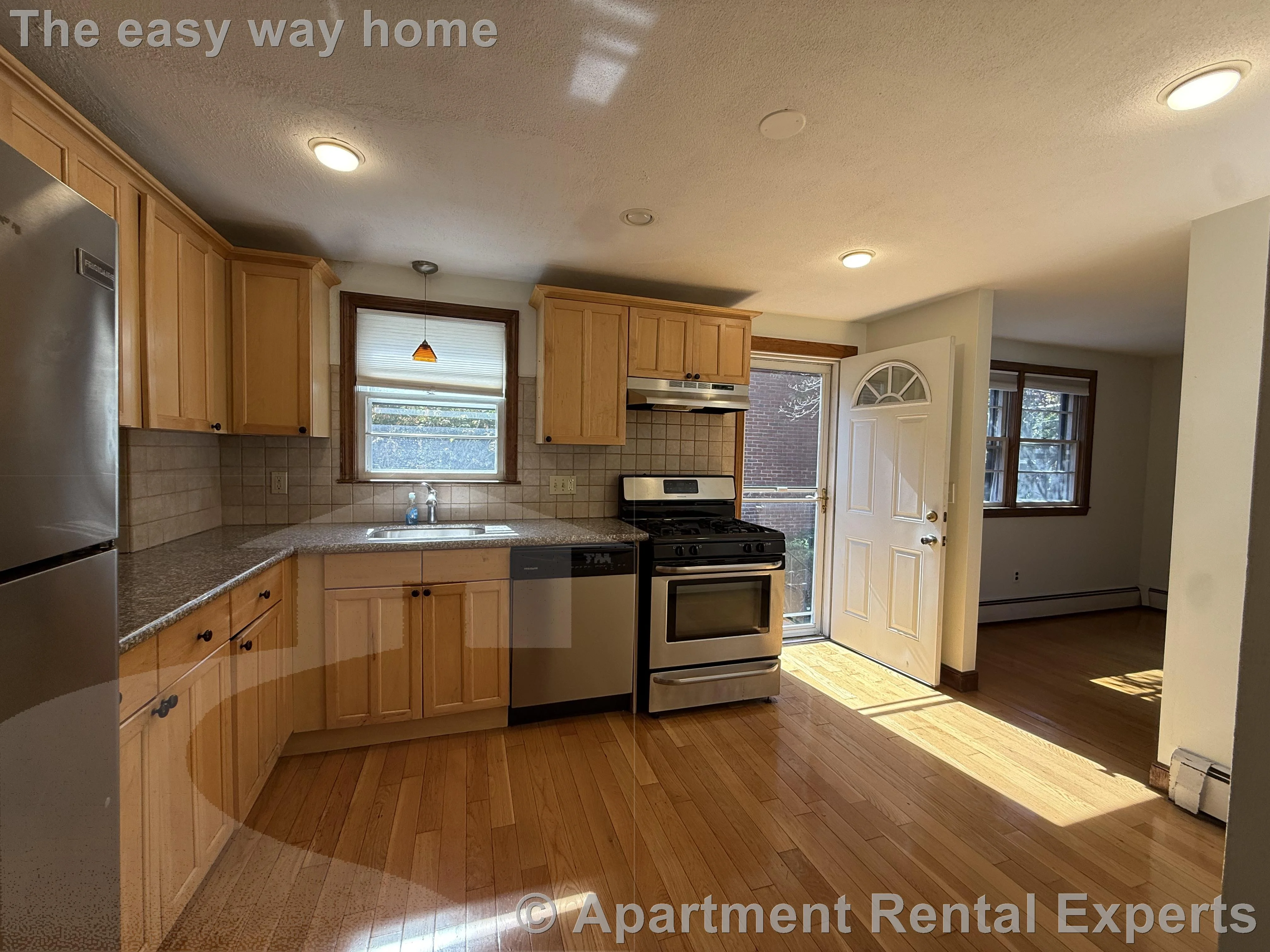3 bed, 1 bath apartment for rent at 24 Saville St, Huron Village — photo 7 of 19