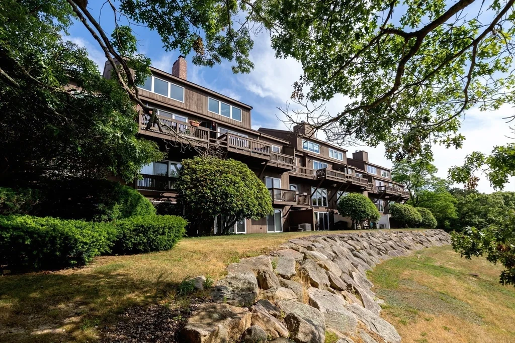 2 bed, 2 bath apartment for rent at 24 Ships View Ter Unit 24, Buzzards Bay — photo 33 of 35