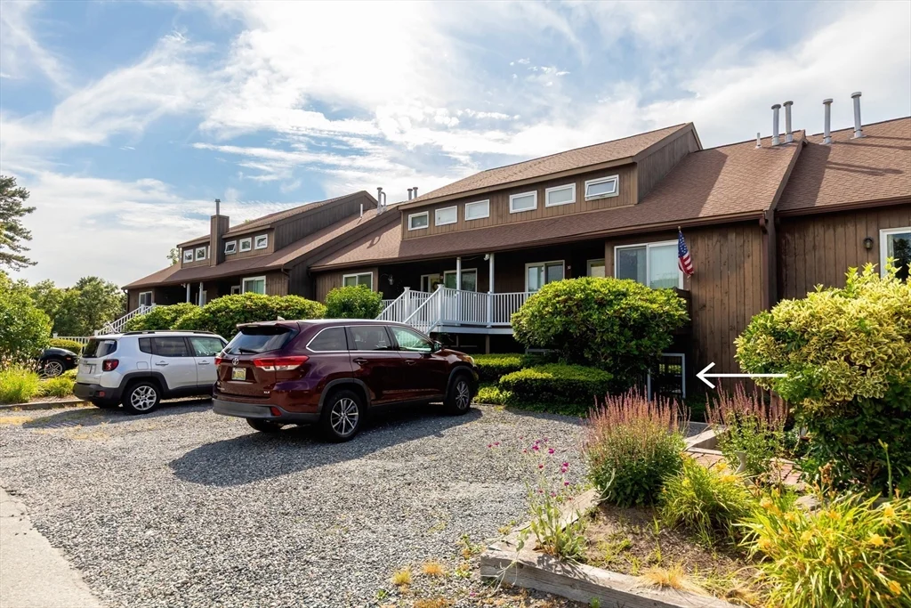 2 bed, 2 bath apartment for rent at 24 Ships View Ter Unit 24, Buzzards Bay — photo 2 of 35