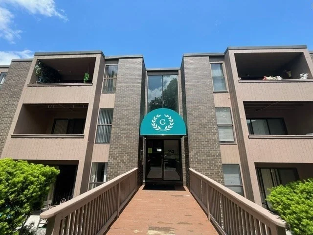 2 bed, 1 bath apartment for rent at 24 Shrewsbury Unit E, Shrewsbury — photo 1 of 2