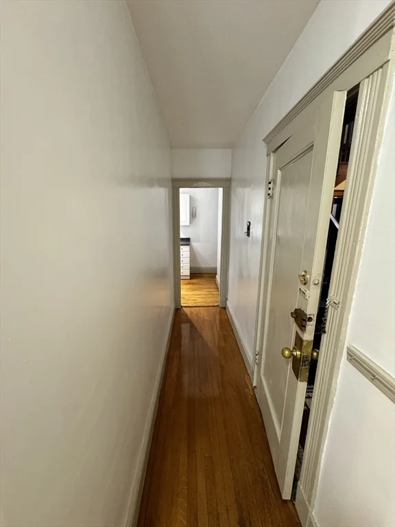 1 bed, 1 bath apartment for rent at 24 Sidlaw Rd Unit 8, Brighton — photo 14 of 21