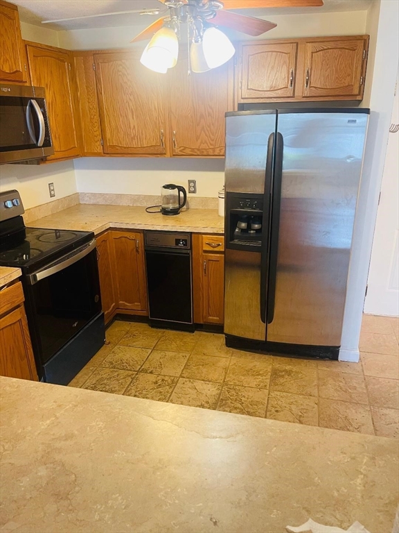 1 bed, 1 bath apartment for rent at 24 South St Unit 3, Medford — photo 5 of 13