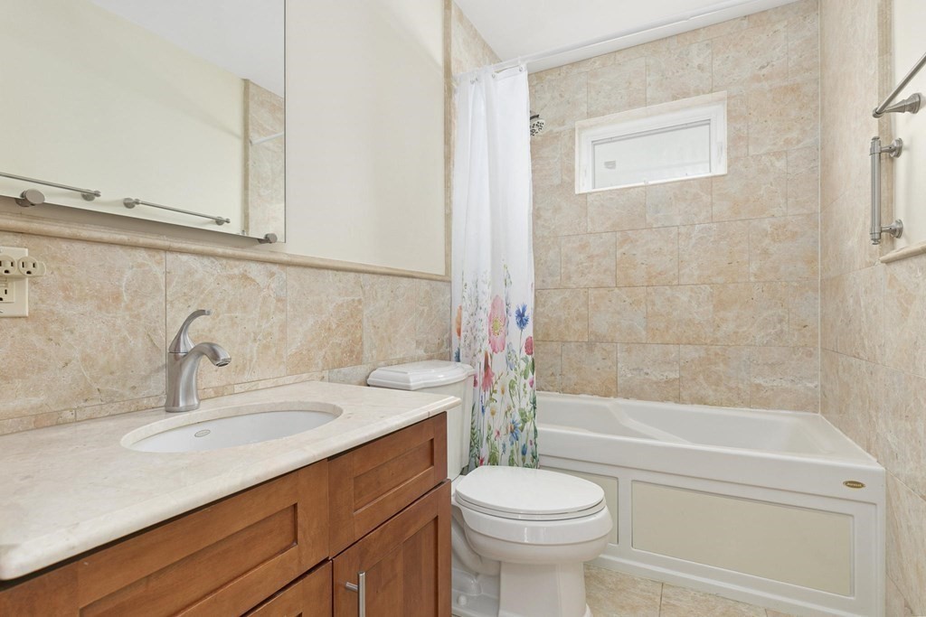 2 bed, 1 bath apartment for rent at 24 Speridakis Ter Unit 24, Cambridgeport — photo 6 of 11