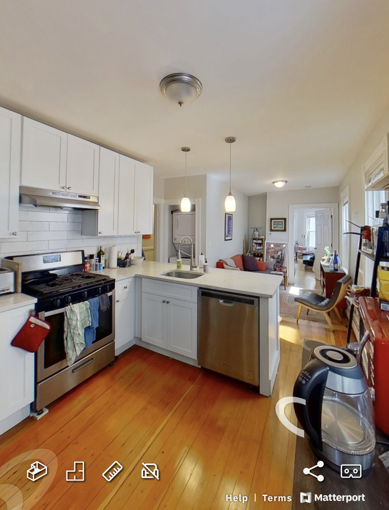 2 bed, 1 bath apartment for rent at 24 Suffolk St Unit 1, The Port — photo 4 of 7
