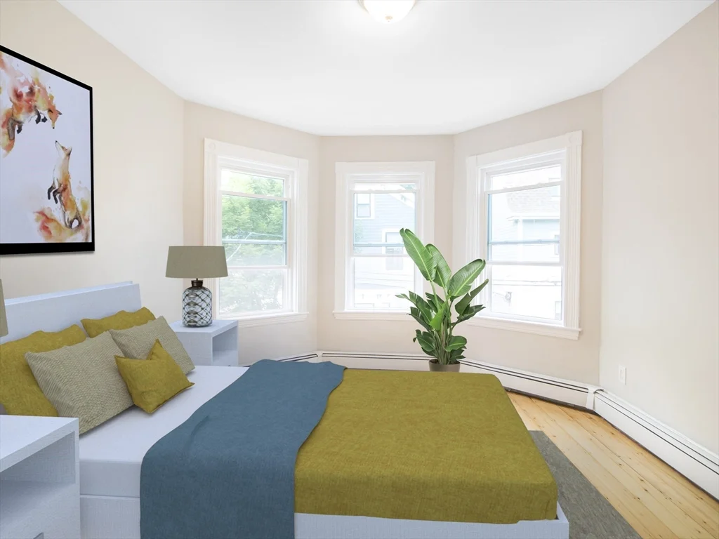 2 bed, 1 bath apartment for rent at 24 Suffolk St Unit 2, The Port — photo 5 of 12