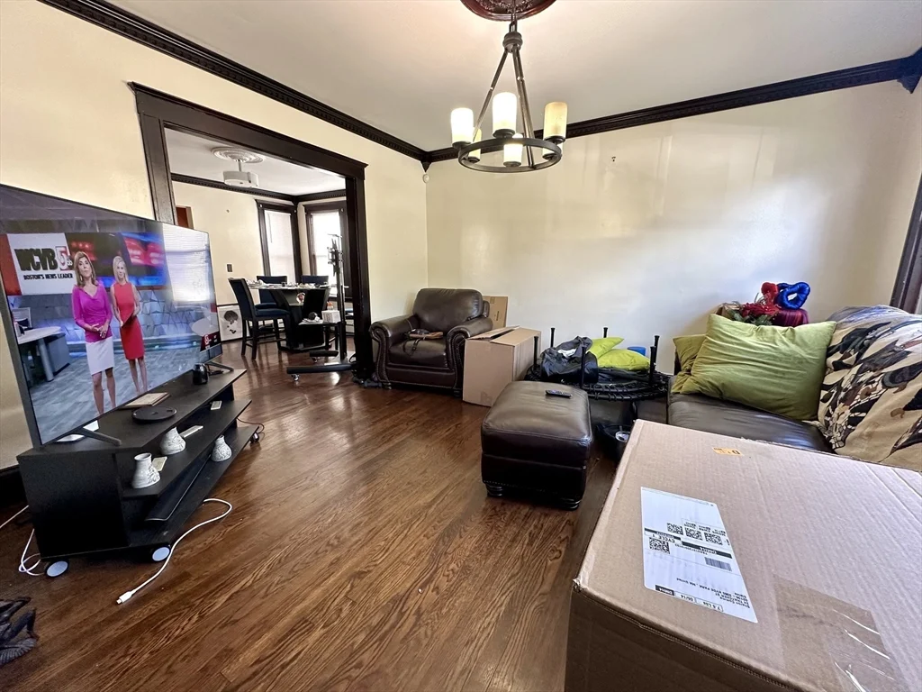 3 bed, 2 bath apartment for rent at 24 Thatcher Unit 1, Hyde Park — photo 2 of 25