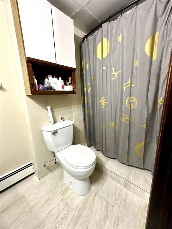 3 bed, 2 bath apartment for rent at 24 Thatcher Unit 1, Hyde Park — photo 22 of 25