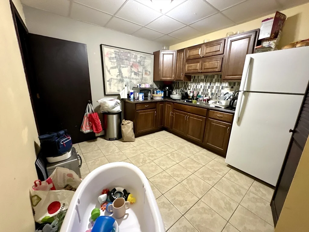 3 bed, 2 bath apartment for rent at 24 Thatcher Unit 1, Hyde Park — photo 20 of 25